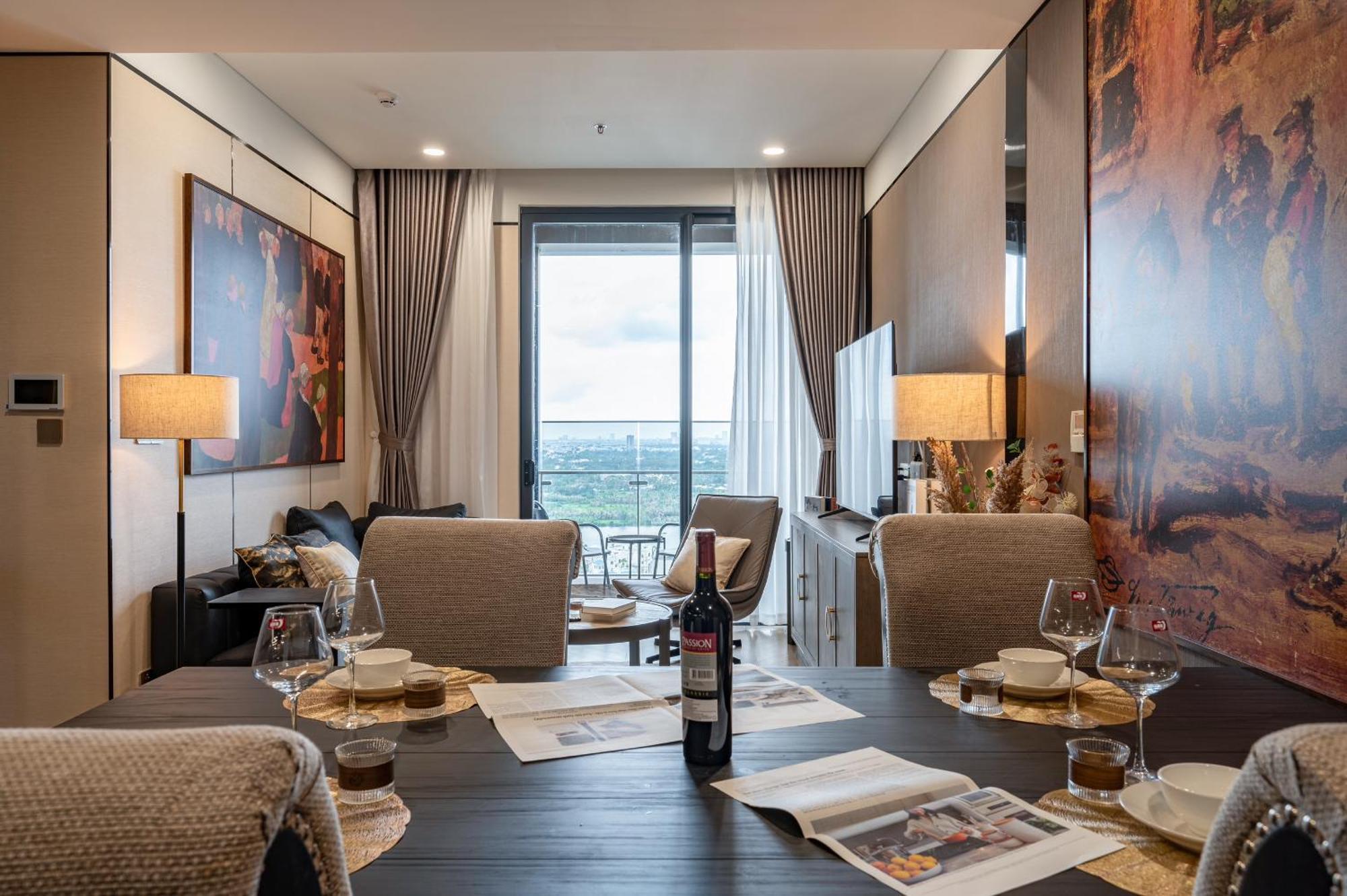 Lumiere Riverside - Raymond Holm - Luxurious 5-Star Apartment Ho Chi Minh City Exterior photo